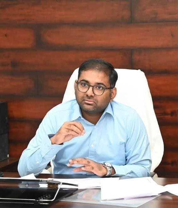 గురుకులాల్లో ప్రవేశాలకు కామన్ ఎంట్రన్స్ టెస్ట్ కు  దరఖాస్తులు ఆహ్వానం.... జిల్లా కలెక్టర్ కోయ శ్రీ హర్ష